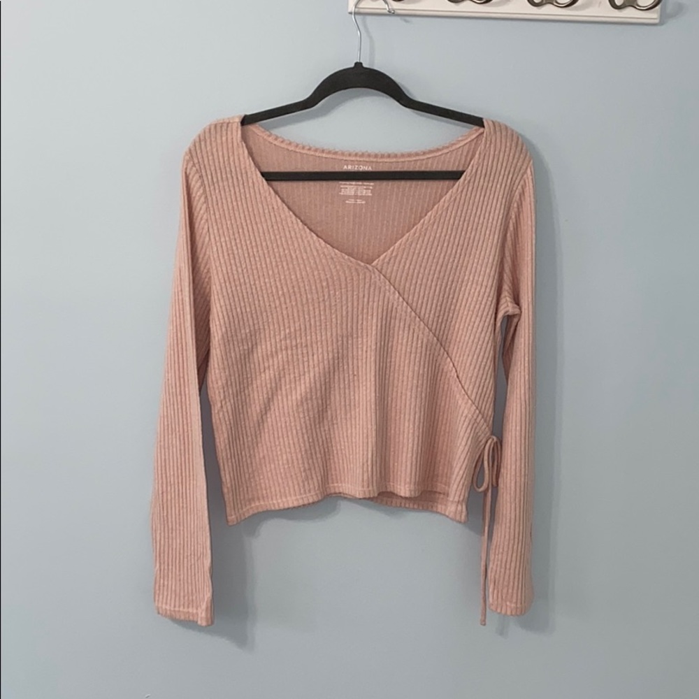 Pink v-neck long sleeve top